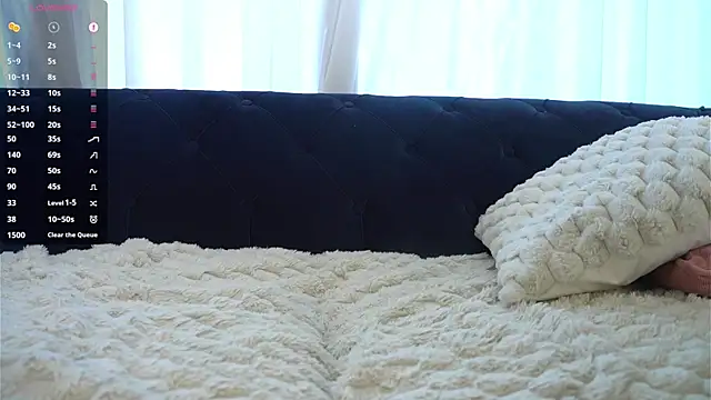 LindaFarm live sex cam