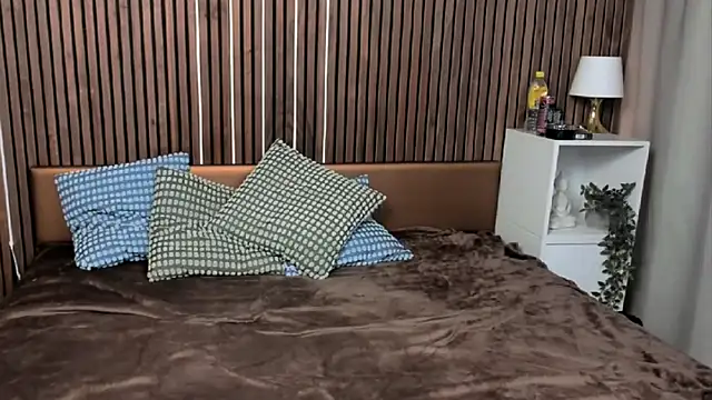 IninityKittyx webcam