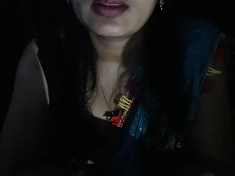 Kudi_Kiyara webcam