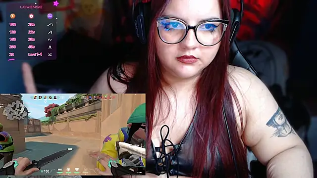 Annee23 live cam on StripChat