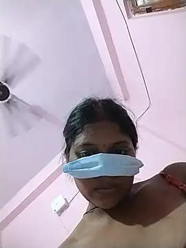 Lusty-Queen webcam