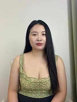 Doudou__520 webcam