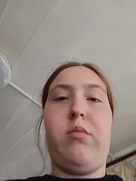 BabyTori webcam