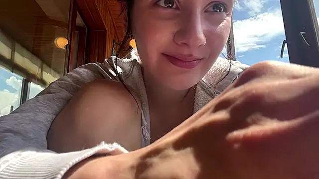 VicentaBezanson webcam