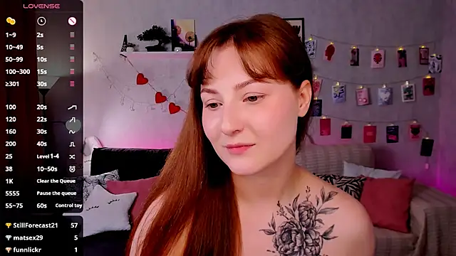velvet_cherry_ webcam