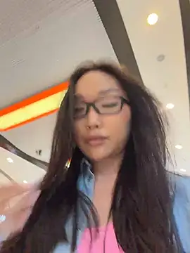 trytomakememoam webcam