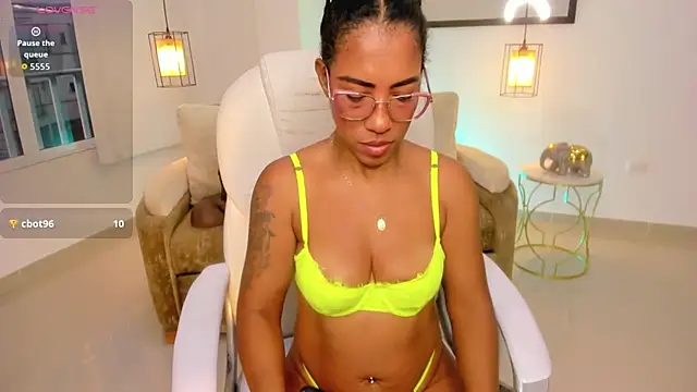Shantaall_ webcam