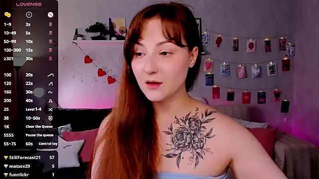 velvet_cherry_ webcam