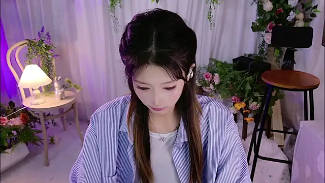 LuLu-007 webcam