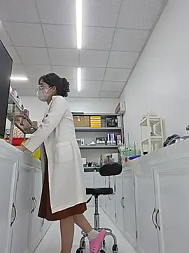 HinaLovely webcam