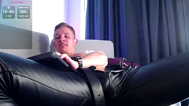 S3Xyes Live Web Cam Show