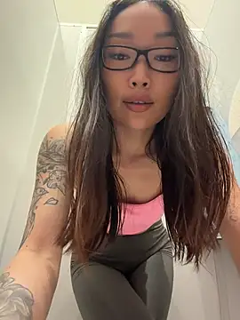trytomakememoam live sex cam