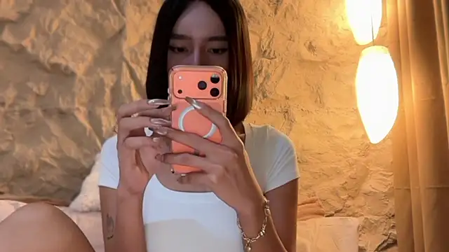 GenesisCastillano Live Web Cam Show