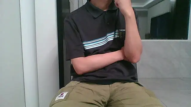 nole_china7 (Ask my age) - talk / fun / cum