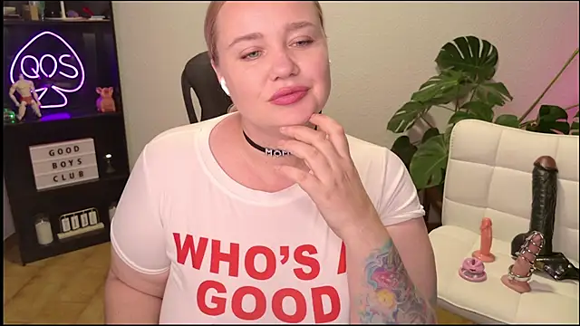 MargotGrey webcam