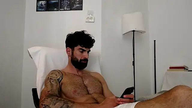 Verycutex live cam on StripChat