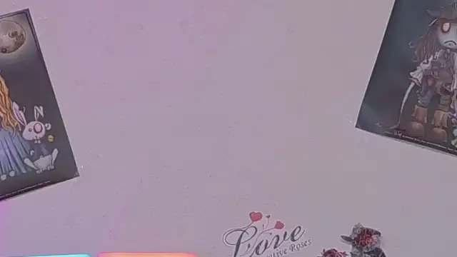 keila_j live cam on StripChat