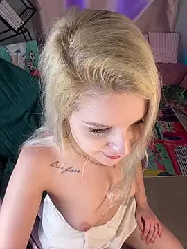 Hot_blondie webcam
