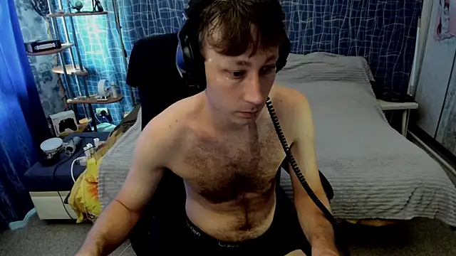 CuteBoy228 webcam