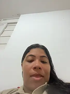 ZahraAmira_ webcam
