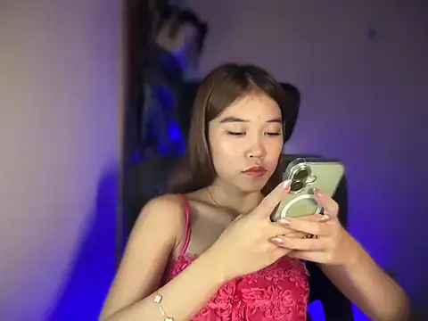 Alluringx_amara webcam