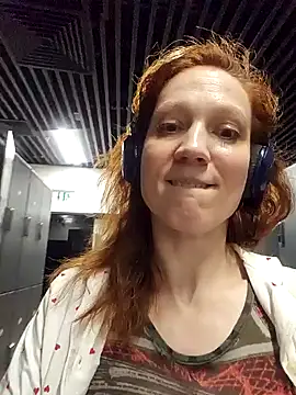 Exhibitionsplit Live Web Cam Show