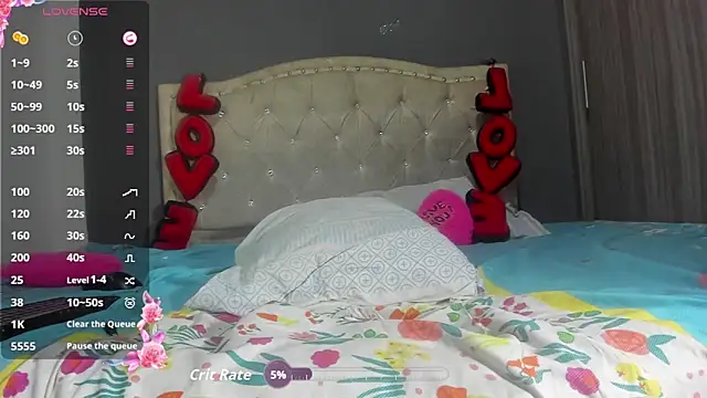 kattita_uwu Live Web Cam Show