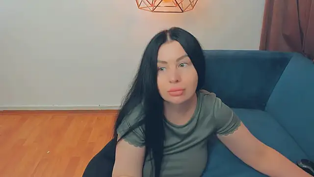 BrilliantGirll webcam