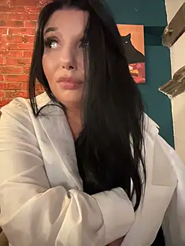Tisha_Busty