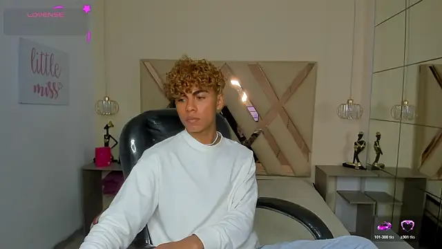 Anyelo_Twink webcam