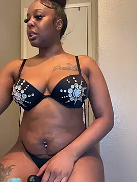 MissAuthority webcam