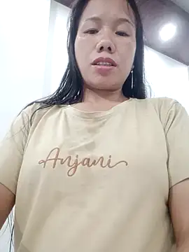Bella-lynlyn webcam