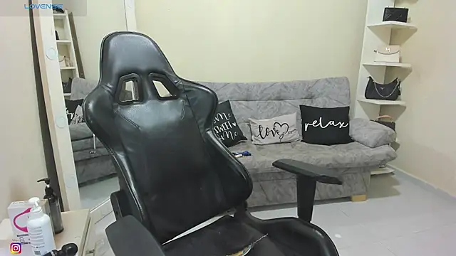 melody_pink_18 webcam