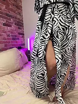 FoxyRedMamy webcam