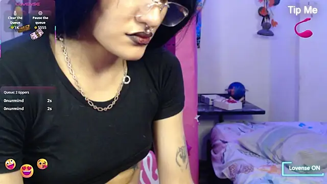 bastethott webcam