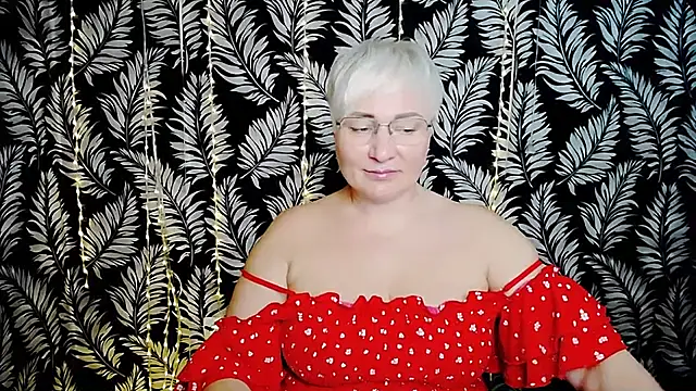Olivia_playful webcam