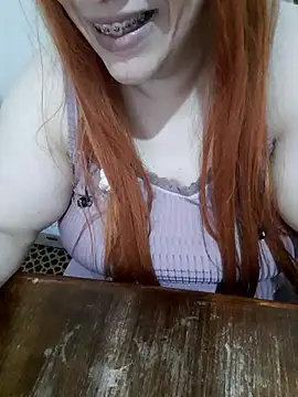 Madam_bezzzoul webcam