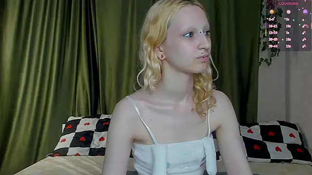 Lexy-Woorhez webcam