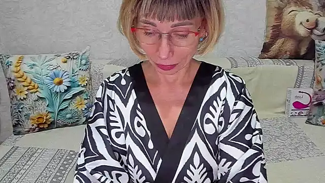 AgataFoxx webcam