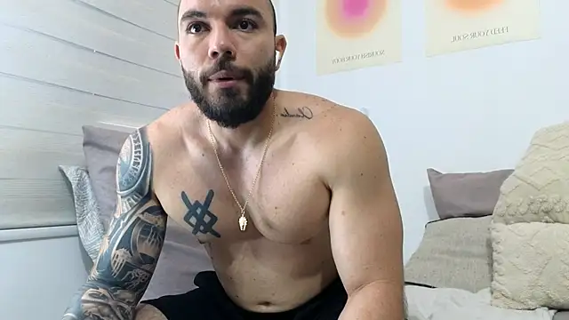 Isaac_Carter webcam
