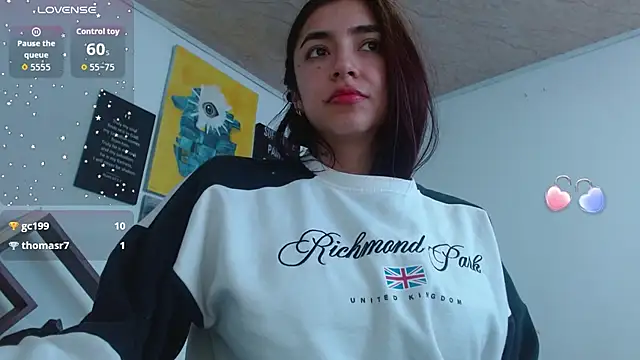 ZoeBakers_ webcam