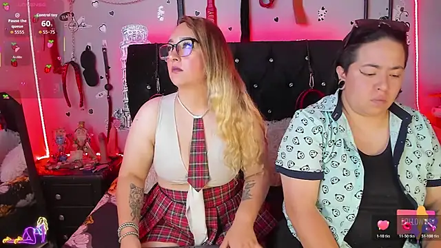 katieeandsharonn webcam