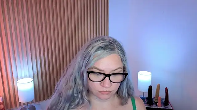 MarianL0ve webcam