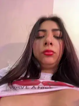 cherry_skinnyy_ webcam