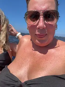 xsexycurvymilf webcam