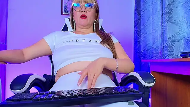 naomi_diamond_ webcam