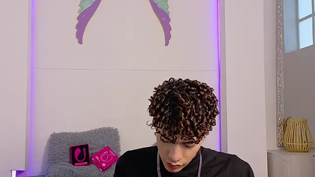 Monyel_Blake webcam