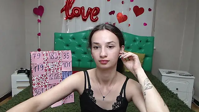 Je55icaBreeze live cam on StripChat