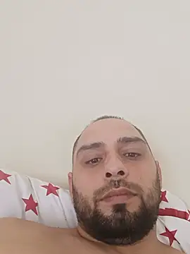 Raul91alb3rto live cam on StripChat