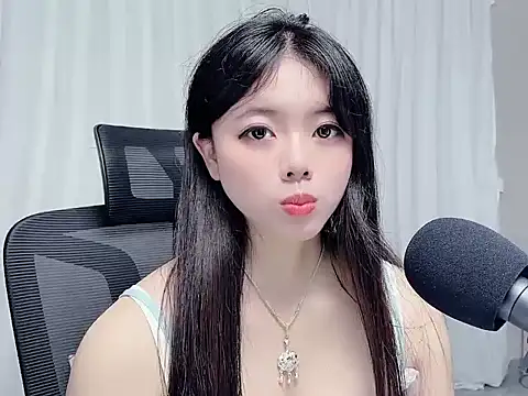 Xiaoxue689 webcam